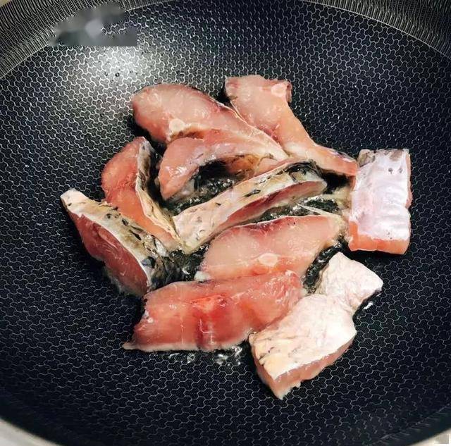 【IM电竞】
美食家常菜推荐：可乐鸡翅 红烧鱼块 荔枝肉（咕噜肉）鲜味下饭(图9)