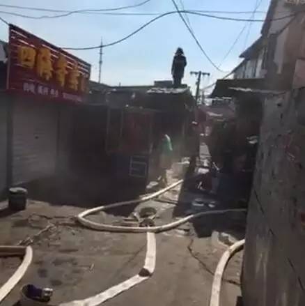 红糖粑粑的做法_红糖粑粑怎么做_钱钱de餐桌的菜谱【IM电竞】(图3) IM电竞