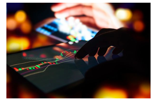 美食推荐:尖椒回锅肉、红烧猪蹄、蒜香猪肉马铃薯的做法-IM电竞(图1) IM电竞