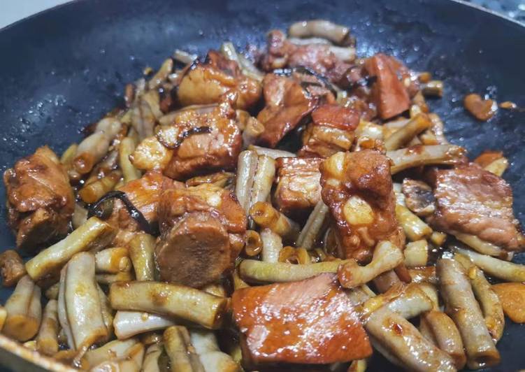 “IM电竞官网”
适合秋冬季节的家常炖菜和暖汤 食疗养生来进补丨Cookpad菜板(图6)